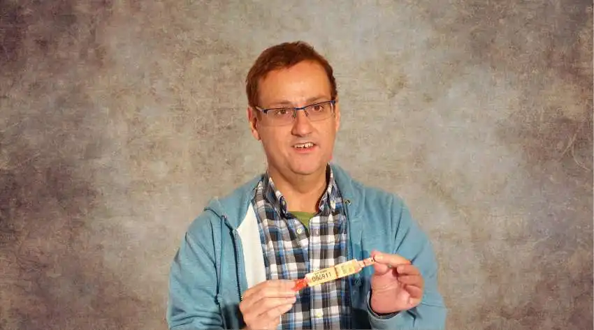 Who is Albert Espinosa and why is he very special