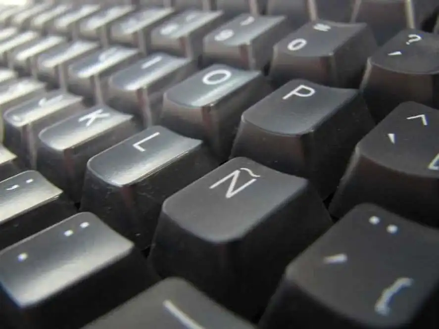 Letra ñ - El curioso origen de 29 Letra ñ, Teclado con ñ