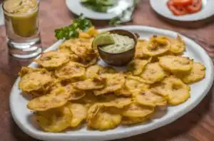 Receta de patacones: la delicia de plátano crujiente de Costa Rica
