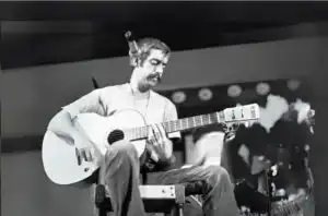 Biografía de Eduardo Mateo: el viaje de un alquimista musical por el alma del Uruguay